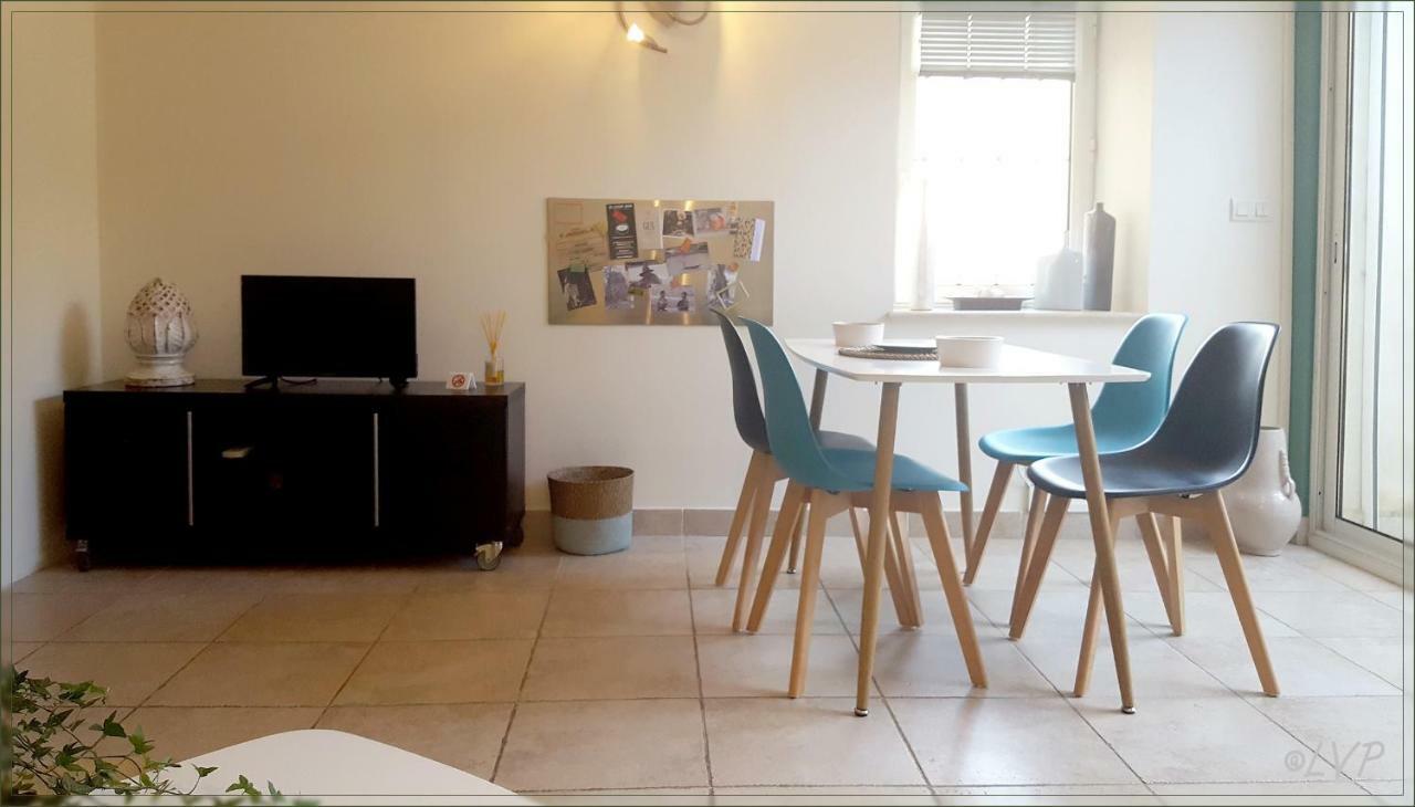Le Loft Patio, Au Coeur Du Village Сен-Реми-де-Прованс Экстерьер фото